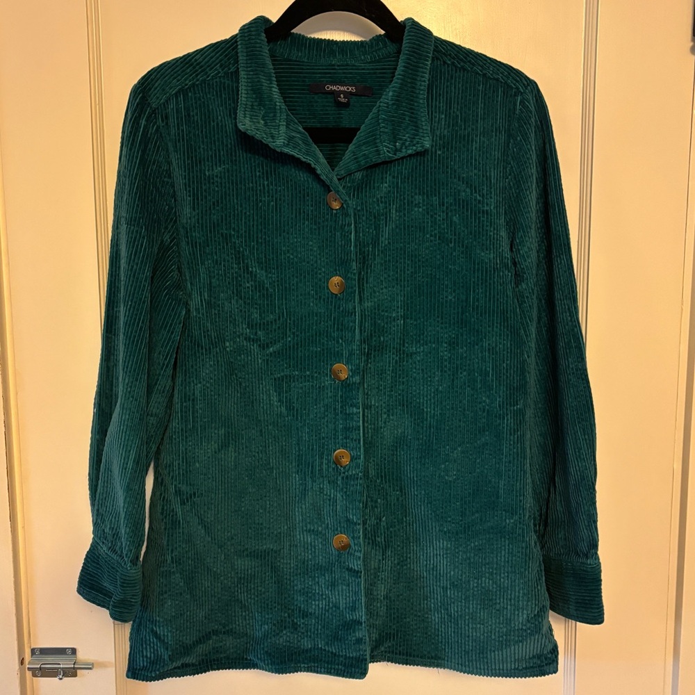 Teal velvet ribbed button down!